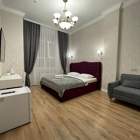 Rose Art Hotel 阿斯坦纳 外观 照片