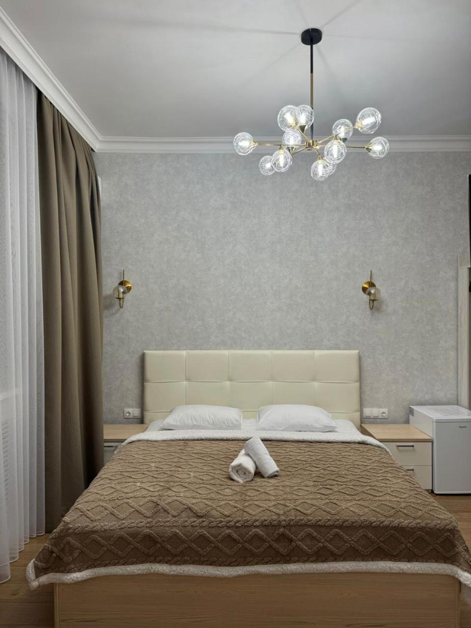 Rose Art Hotel 阿斯坦纳 外观 照片