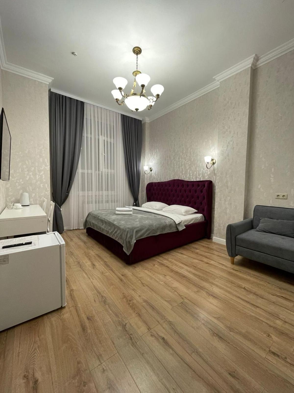 Rose Art Hotel 阿斯坦纳 外观 照片